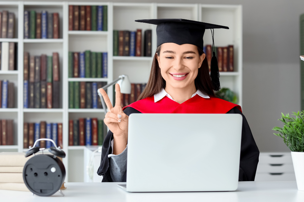 distance education in uae
